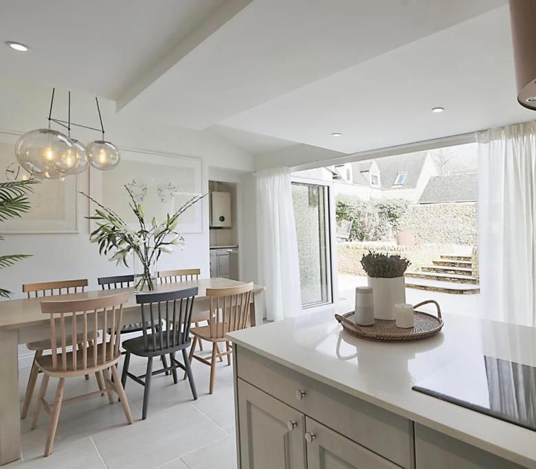 Luxury Cotswold Cottage With Hot Tub In Stow On The Wold! Exteriör bild