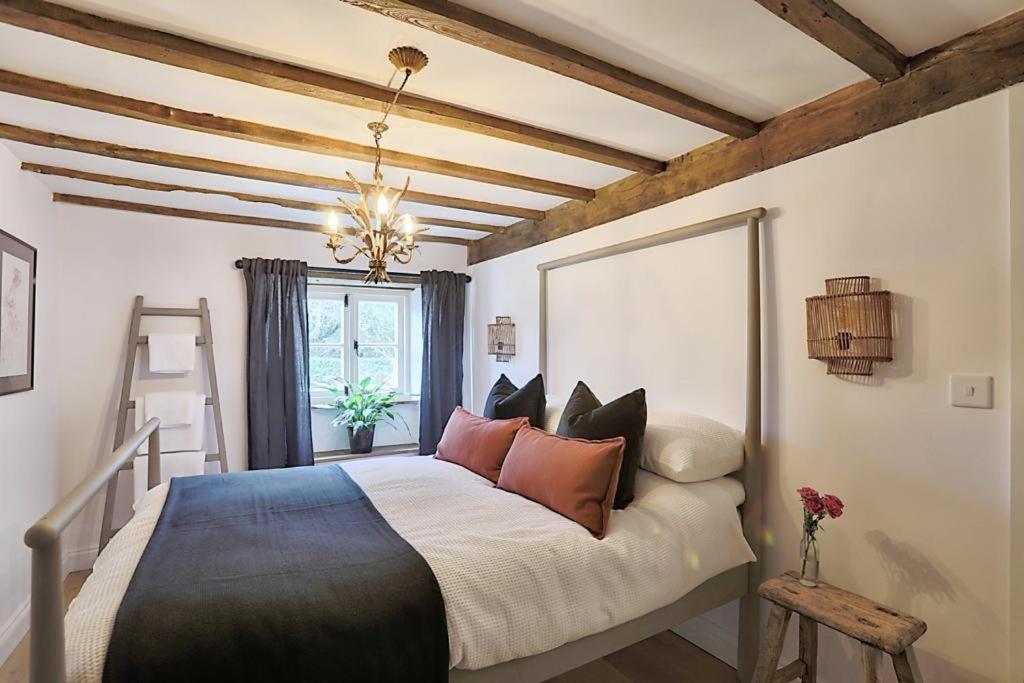 Luxury Cotswold Cottage With Hot Tub In Stow On The Wold! Exteriör bild