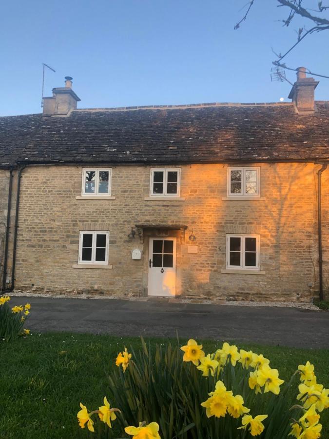 Luxury Cotswold Cottage With Hot Tub In Stow On The Wold! Exteriör bild
